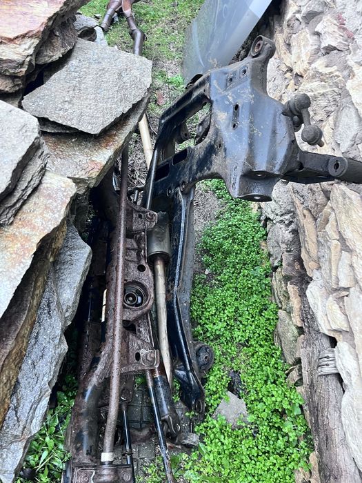 Nissan x trail 2.0 / 2.5i над 10 джипа на части всичко налично