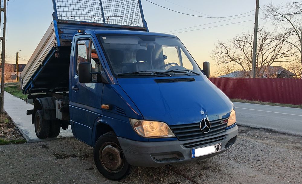 Mercedes-Benz / basculantă pe cutie / trilaterala / 411CDI /