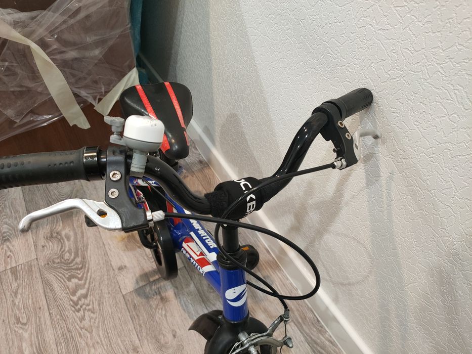 Велосипед GIANT ANIMATOR 12 детский 3-5 лет