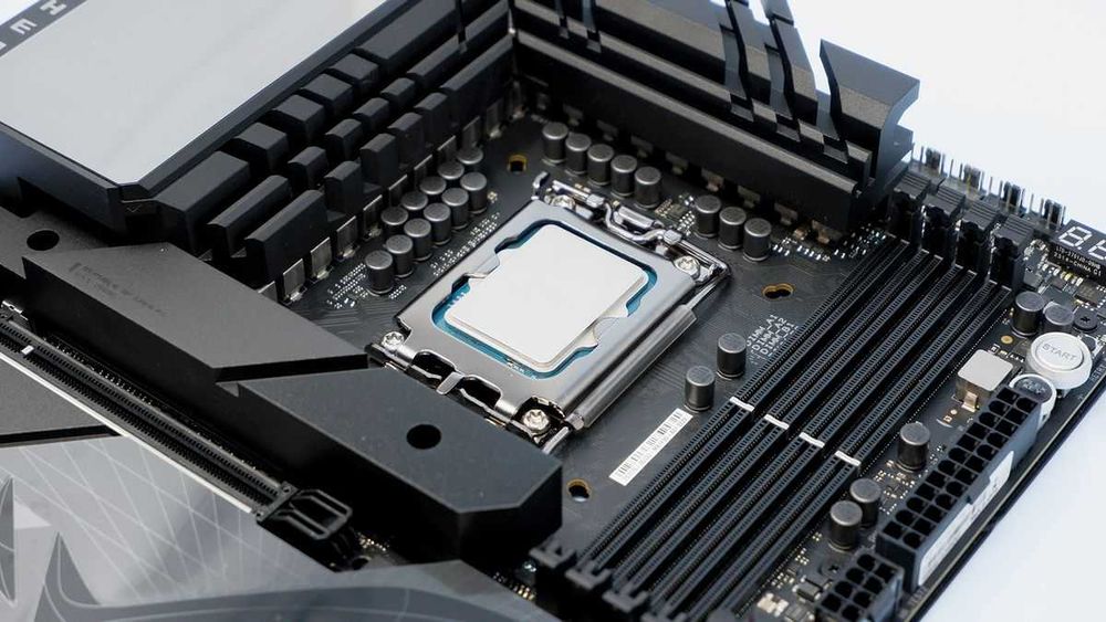 asus maximus z690 hero + i9-14900KF
