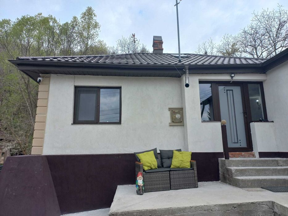Proprietar: Casa 3 camere in Doftana, langa padure