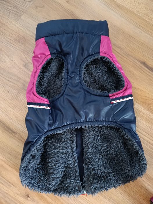 Нагръдник с повод S /M, шишета за вода и зимно яке