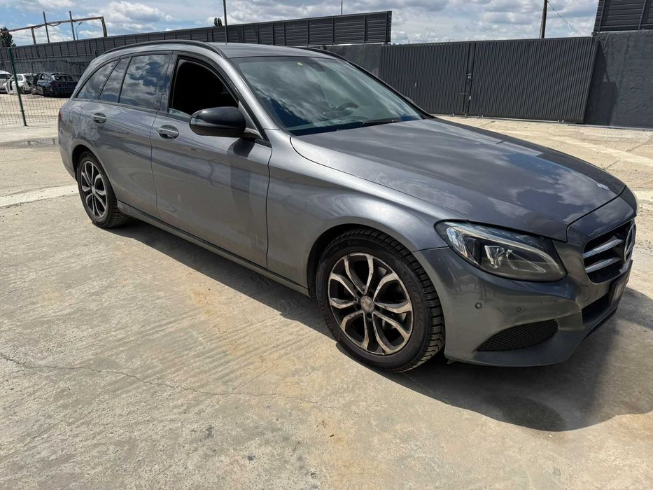 Dezmembrez Mercedes C-Class W205 2016 break 2.2,COD CULOARE 992