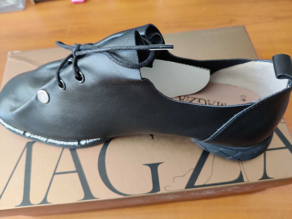 Нови дамски обувки