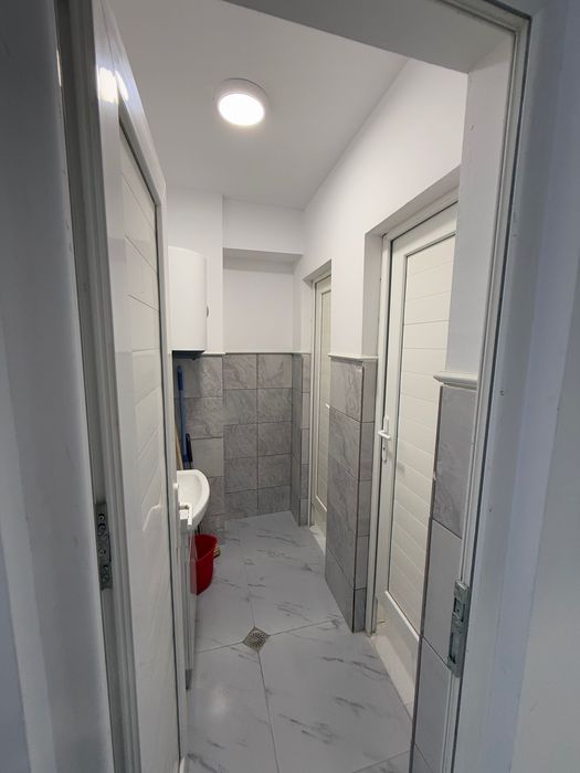 Дава се под наем Магазин в Шумен, Център - 110 кв.м за 408 € - Снимка #5