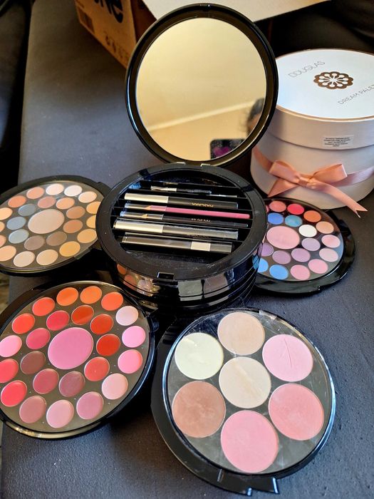 Dream palette DOUGLAS