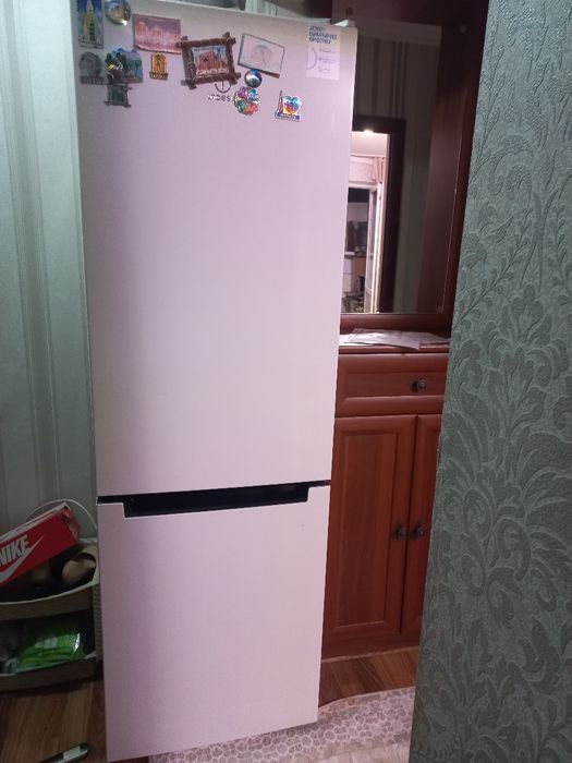 Продам холодильник