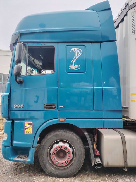 Продавам влекач DAF XF105 460 и Ремарке KRONE