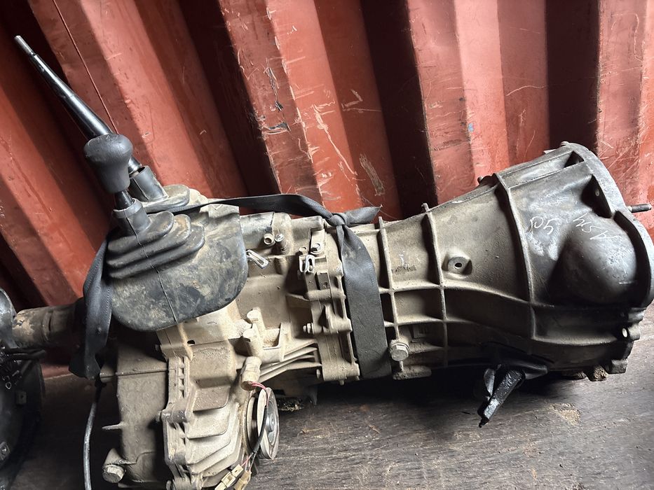 МКПП 4ZE1 Isuzu troper/Двигателя 2.6