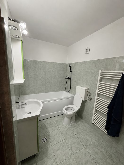 Apartament Premium 3 Camere Decomandat – 76 mp – B
