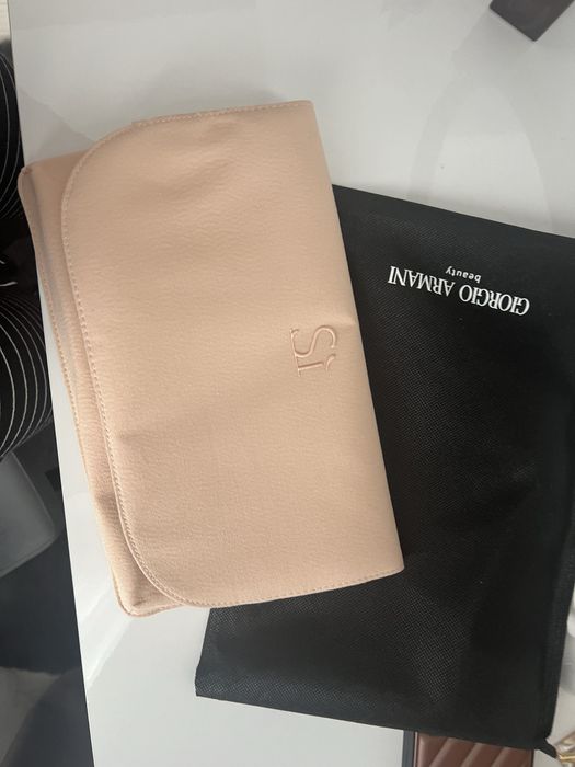 Нова козметична чантичка Армани