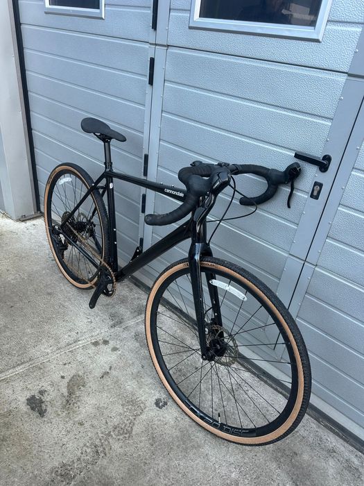 Bicicleta cannondale topstone