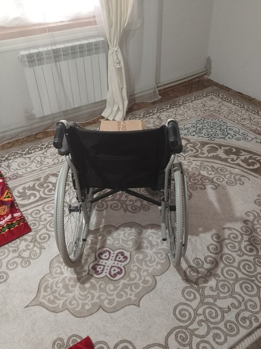 Инвалидный коляска