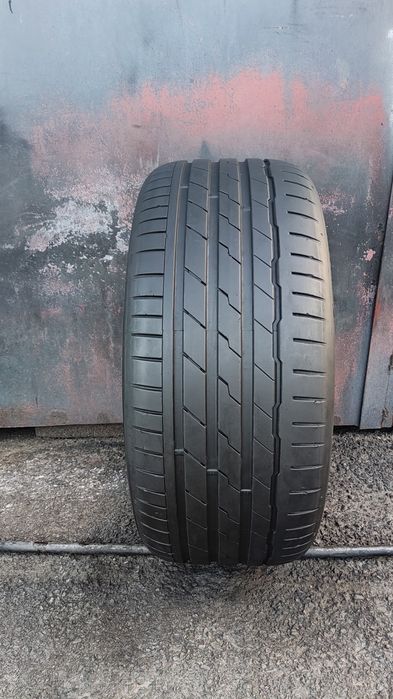 1брой  лятна гума  245/40/19 Hankook Ventus S1, EVO
dot0823