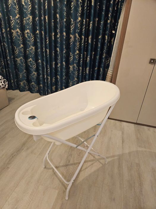 Cada cu suport/ cadita pentru bebe