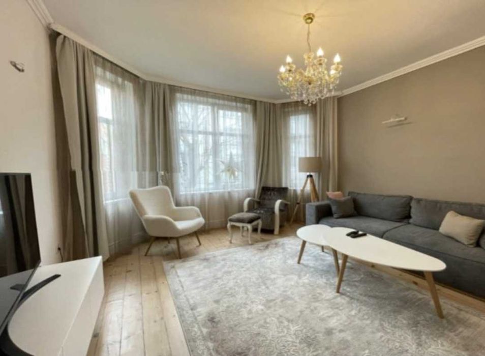 Дава се под наем Тристаен апартамент в София, Докторски паметник - 130 кв.м за 1300 € - Снимка #7