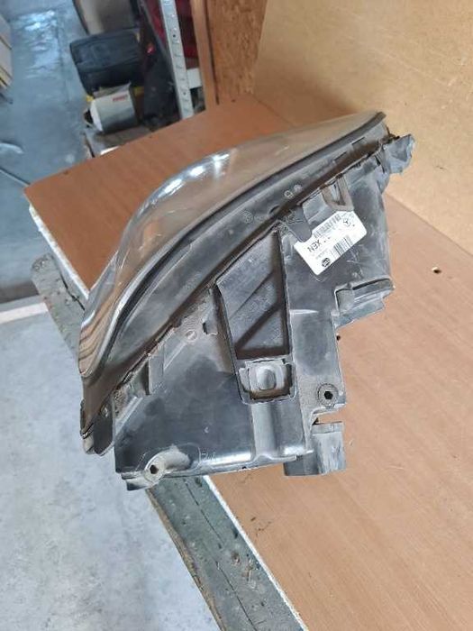 Far stanga xenon Mercedes ML W164 Facelift an 2008-2012 original