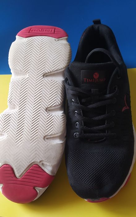 Кроссовки мужские