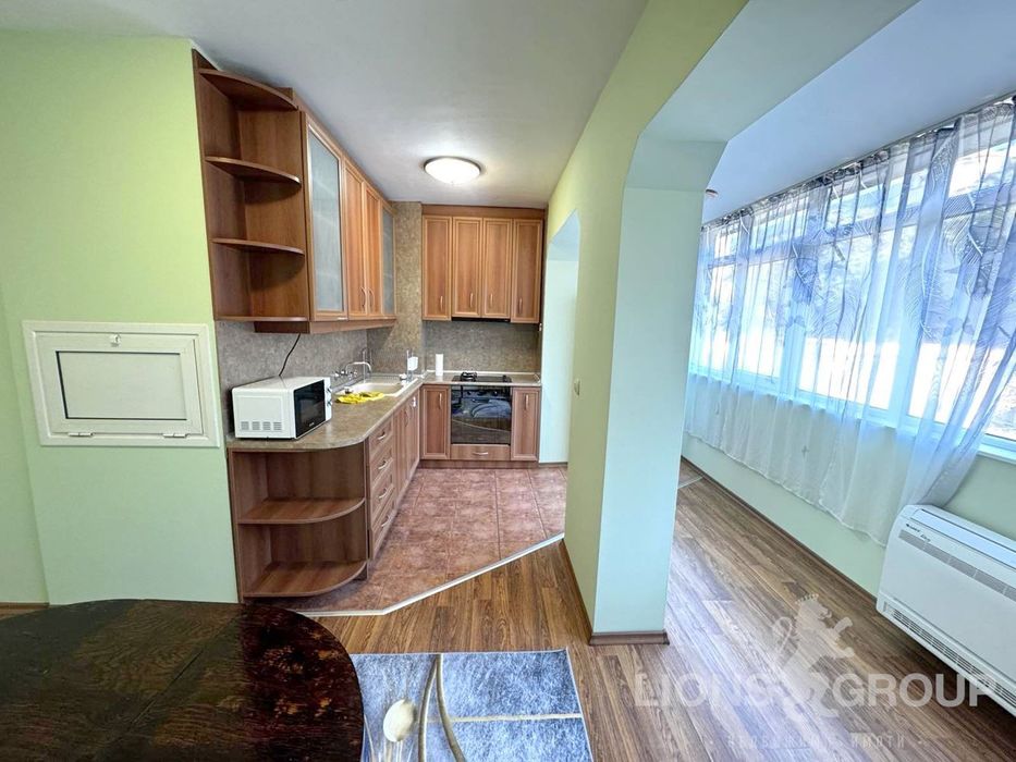 Дава се под наем Четиристаен апартамент в Варна, ВИНС - 100 кв.м за 800 € - Снимка #2