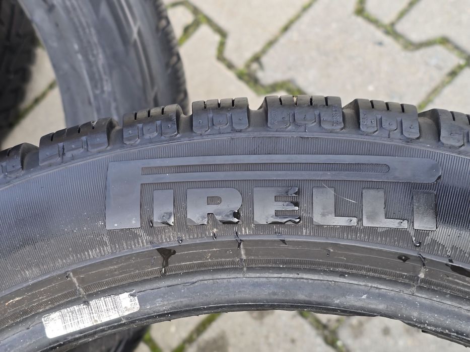 285 35 19 Pirelli