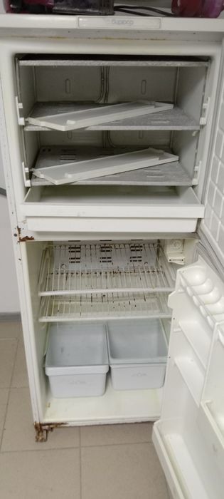 Халадильник бирюса