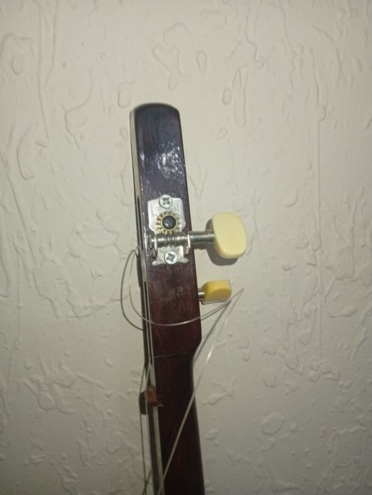 Alt dutor sotiladi holati yaxshi