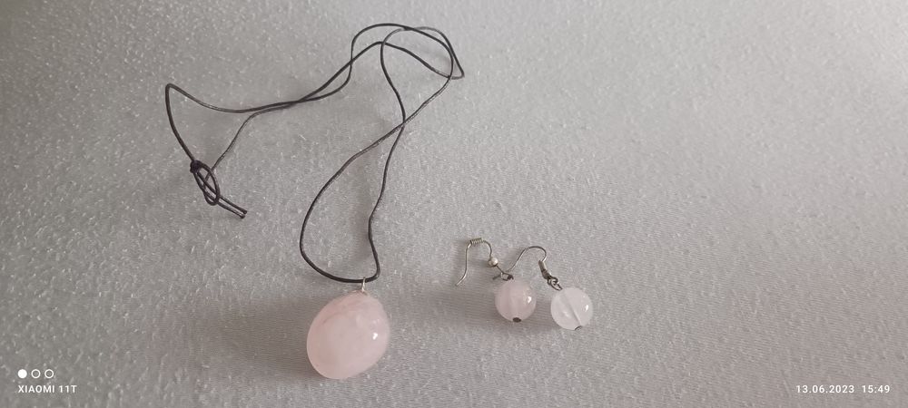 Колие и обеци розов кварц