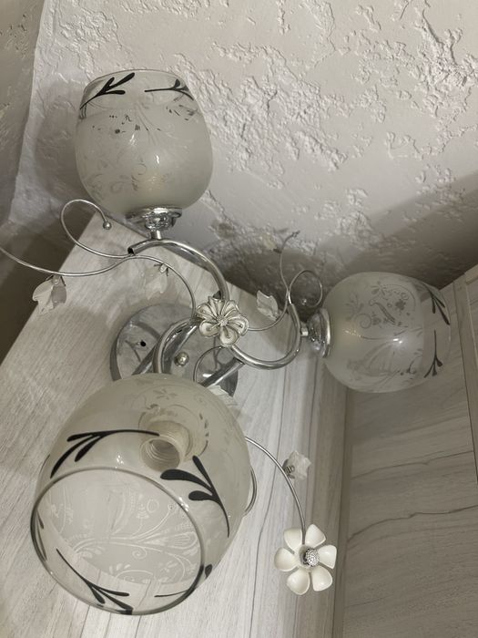 люстра в зал,спальню,детскую срочно