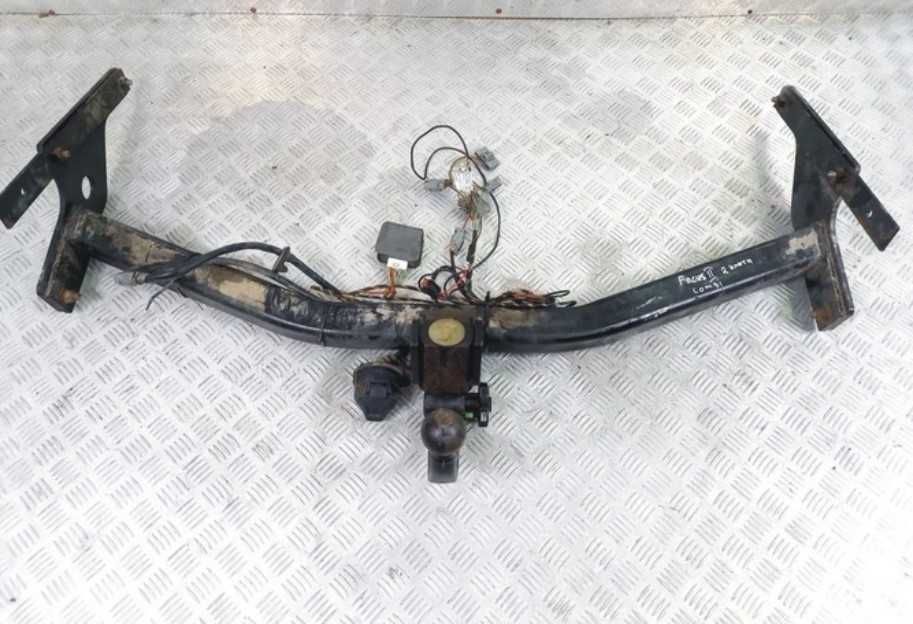 ТЕГЛИЧ различни автомобили за отзад за теглене на ремъркета