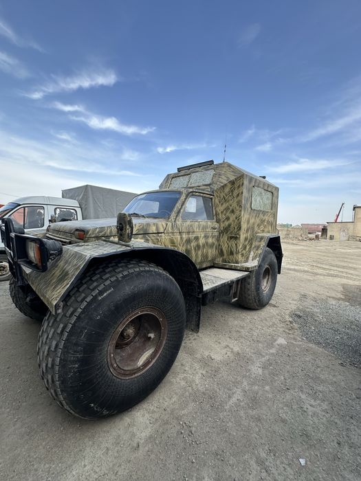 Снегоболотоход нива марш бронто кунг