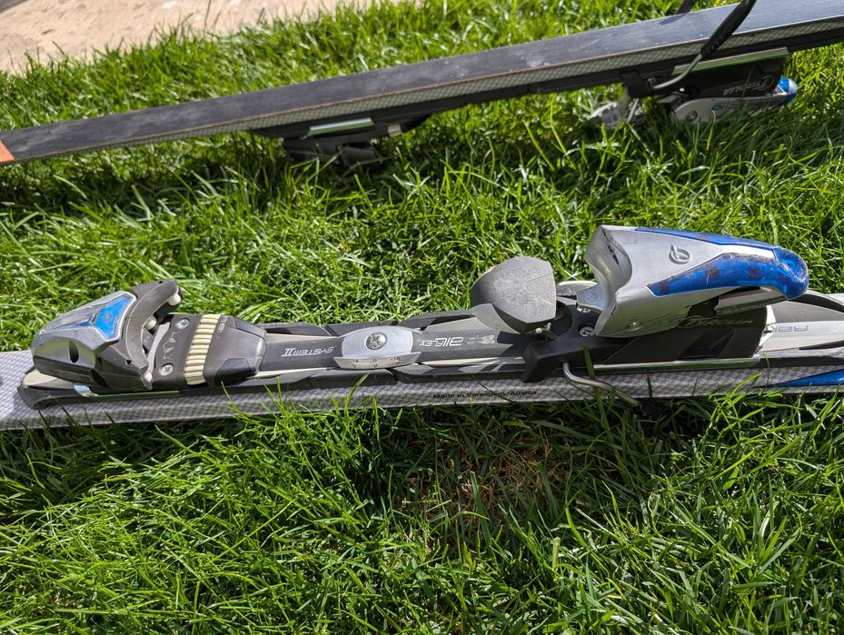 Vand schi/ski HEAD 163cm la pret de inchiriere 2-3 zile in Poiana :)