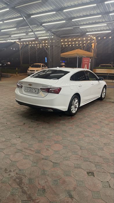 Chevrolet Malibu 2