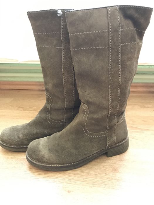 Cizme piele intoarsa