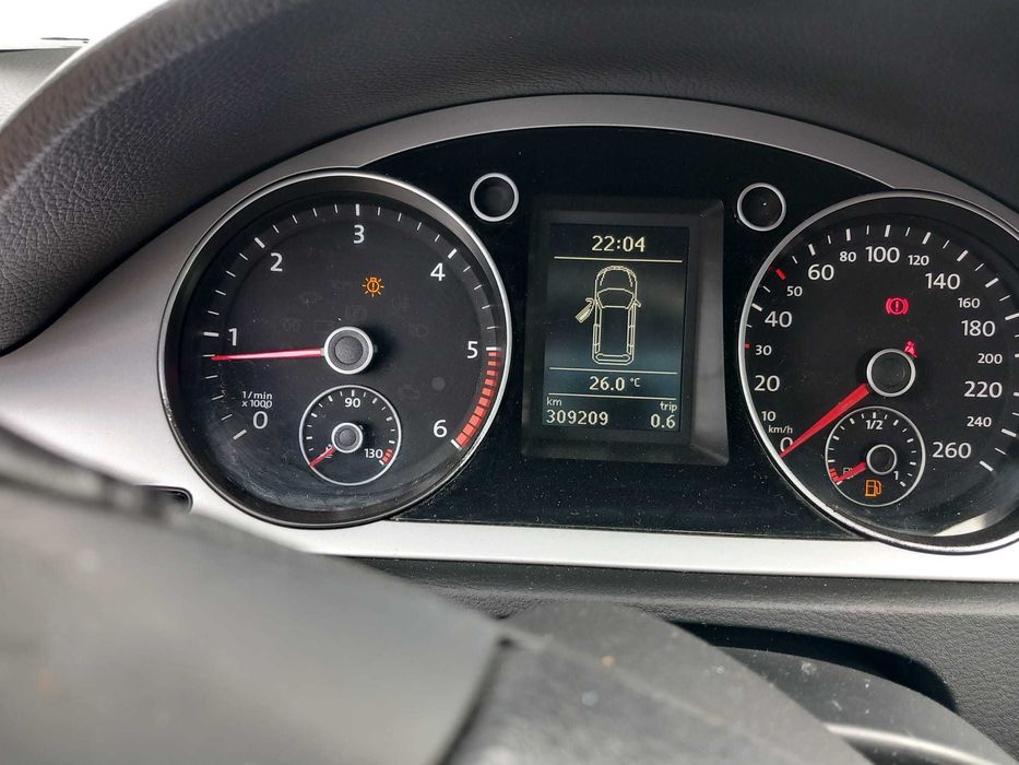VOLKSWAGEN Passat 2010 — imagine 5