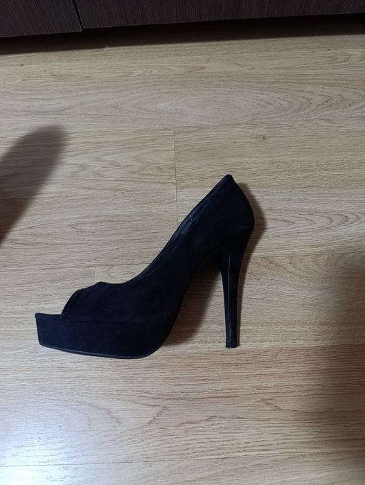 Pantofi H&M numărul 39