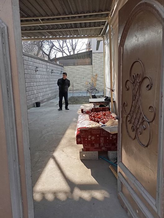 Участка сотилади. Яккасарой тумани Жамбил куча