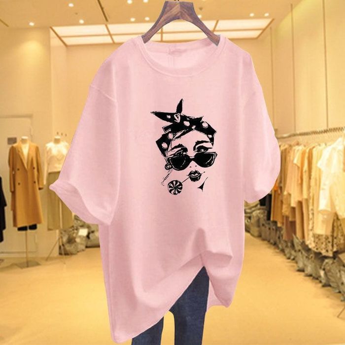 Продам женскую футболку