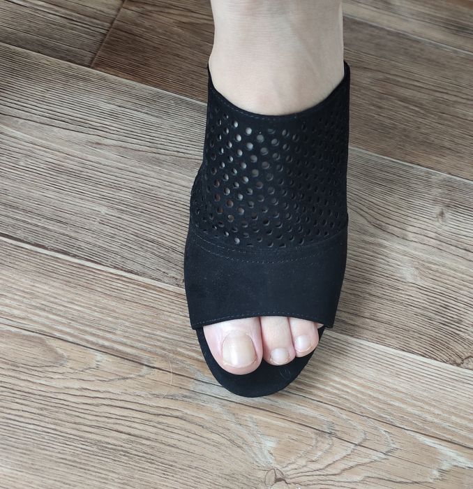 Продам обувь в отличном состоянии