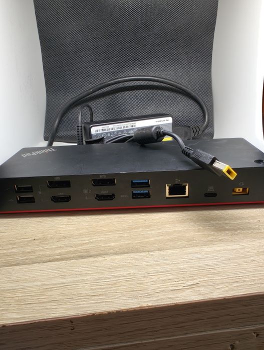 Doking station lenovo thinkpad hybrid usb-c cu usb-a