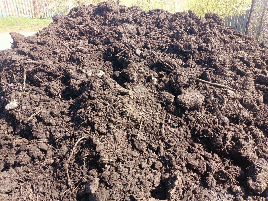 Чернозем перегной в мешках
