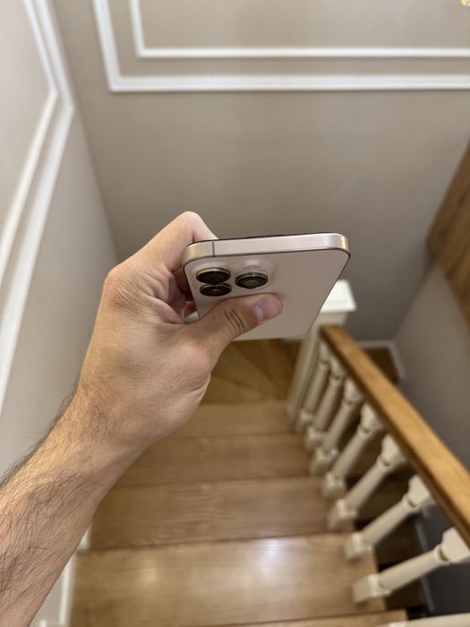 iPhone 16 pro Max 256 desert titanium