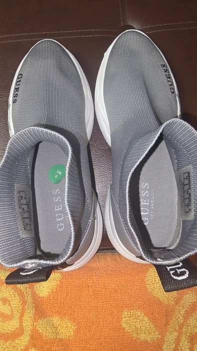 Tenisi / Sneakers Guess Belluno Sock  Adidas soseta