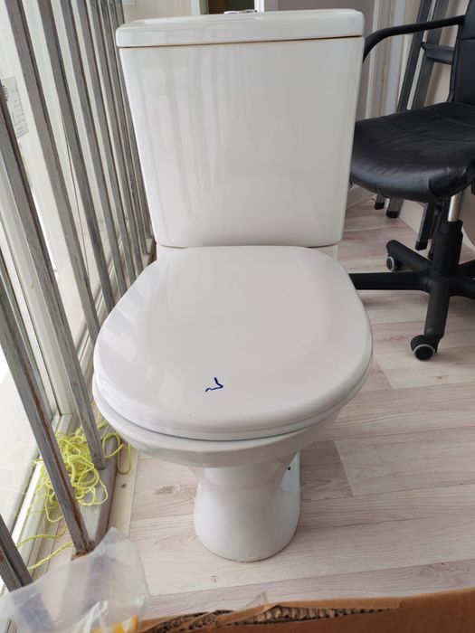 Продам унитаз………