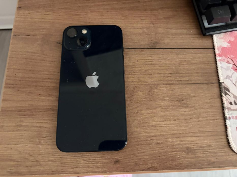 Iphone 13 de 256 impecabil