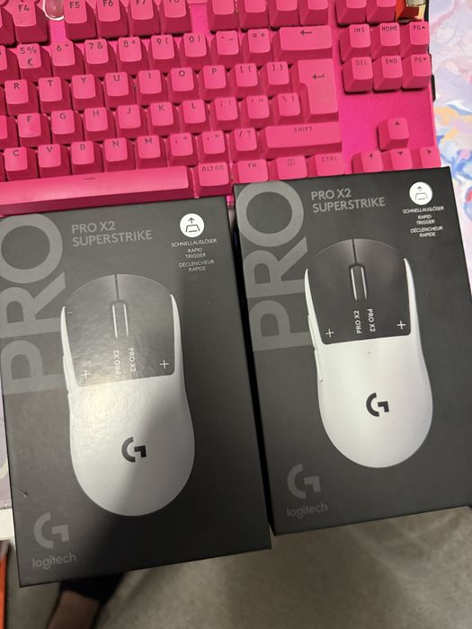 Logitech PRO X Superstrike x2