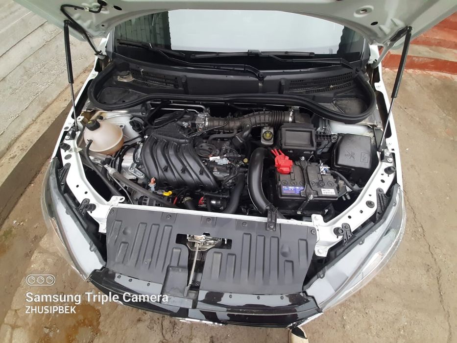 Машина Лада Веста кросс 2021