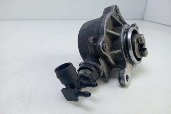 Pompa vacuum   8200102535 Renault Vel Satis prima generatie seria