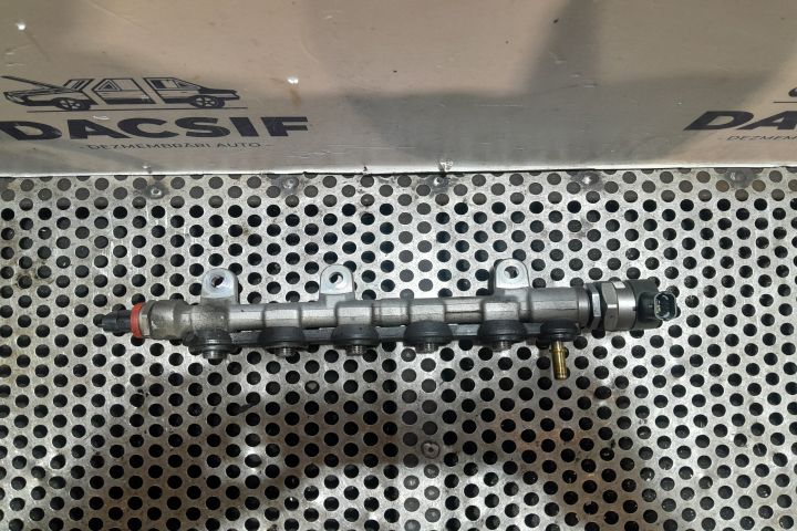 Rampa injectoare 0445214230 / 8201040904 0445214230 / 8201040904 Niss