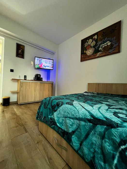 Apartament 1 camera +boxă +loc de parcare -persoana fizica