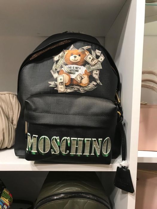 Ghiozdan Moschino nou de la 4000 RON la 1600 RON